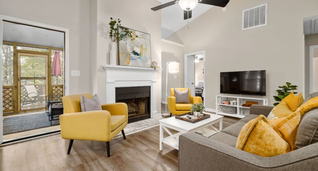 Top Home Cleaning Hacks for Busy Households – Feature